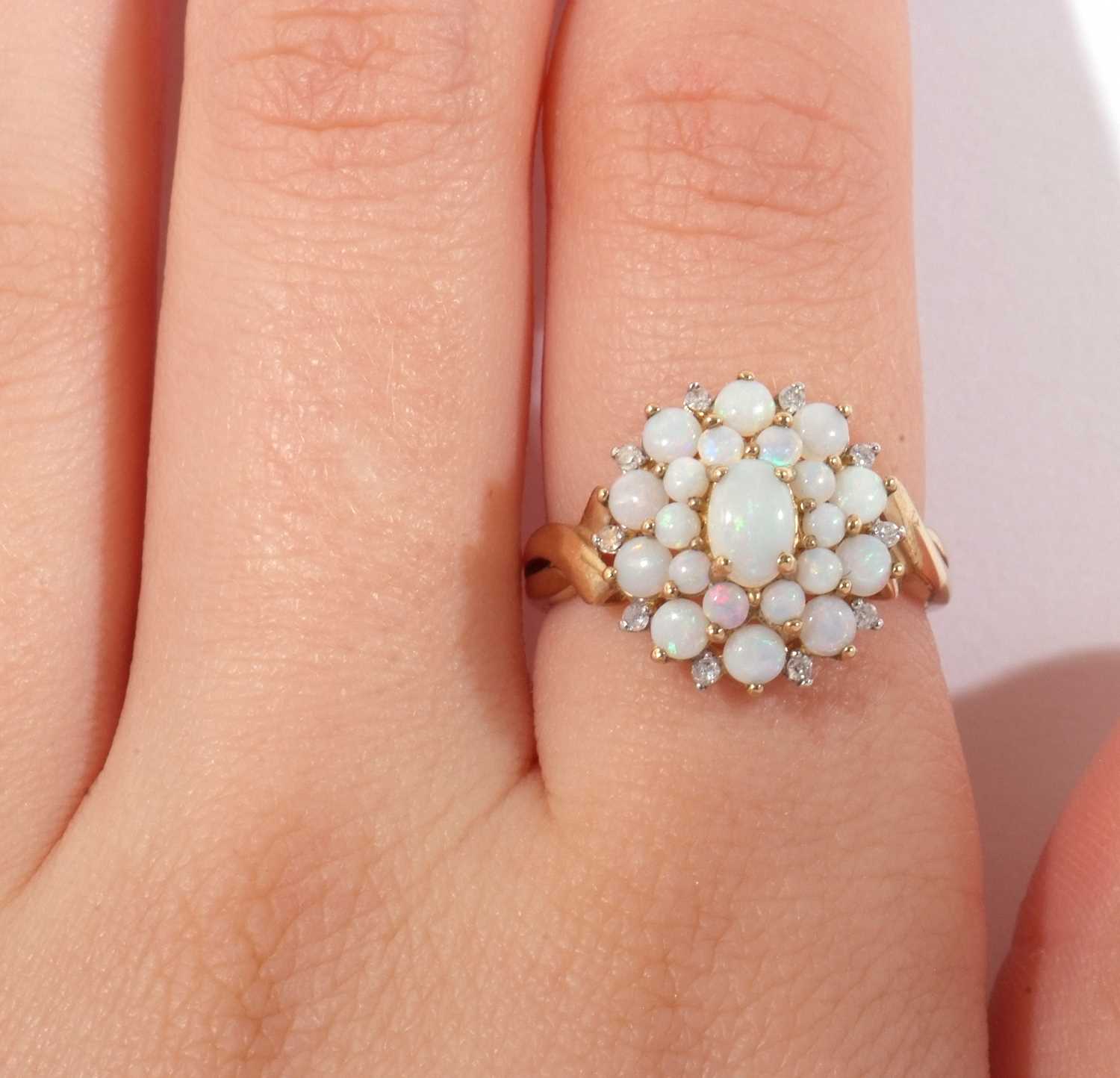 9ct gold opalescent and diamond cluster ring featuring oval and graduated round cabochon - Image 8 of 8