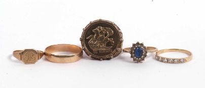Mixed Lot: 5ct gold wedding ring, size U, 2.4gms, a 9ct gold signet ring (a/f), 2 9ct gold stamped