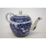 Early 19th Century pearl ware teapot with inner drainer, decorated in underglazed blue with a