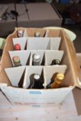 BOX CONTAINING A QUANTITY OF BOTTLES OF VARIOUS WINES