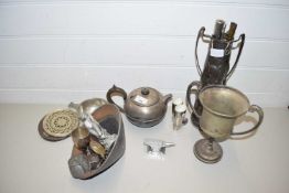 QUANTITY OF METAL WARES INCLUDED A PLATED TEAPOT AND PEWTER WARES