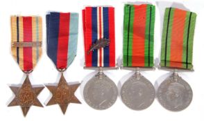 Quantity of unmounted WWII medals to include: 1939-45 star, African star with 8th Army clasp, 2