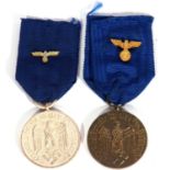 Thrid Reich WWII Wehrmacht 4 years long service silver medal, together with Wehrmacht 12 years