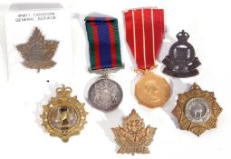 Unnamed Canadian Volunteer Service Medal with maple leaf clasp, Canadian Forces decoration ERII