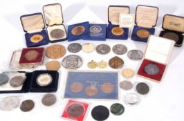 Box of modern commemorative medallions (35)