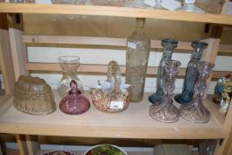 MIXED LOT: VARIOUS GLASS CANDLESTICKS AND OTHER ASSORTED ITEMS