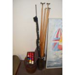 MIXED LOT: SNOOKER BALLS, TRIANGLE, VARIOUS CUES AND CUE RESTS AND A VINTAGE METAL HAT BOX