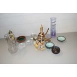 MIXED LOT: VARIOUS PAPERWEIGHTS, GLASS VASES AND OTHER ITEMS