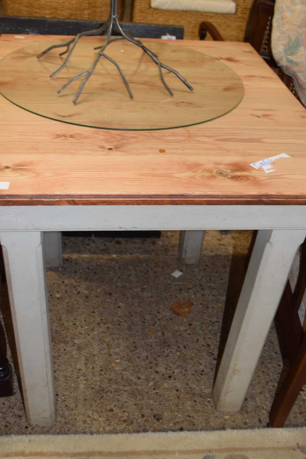 PINE TOPPED TABLE WITH PAINTED FRAME APPROX 69 CM