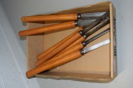 QUANTITY OF CHISELS WITH WOODEN HANDLES