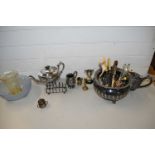 MIXED LOT: SILVER PLATED TEA WARES, CUTLERY, THREE FOOTED BOWL, TOAST RACK ETC