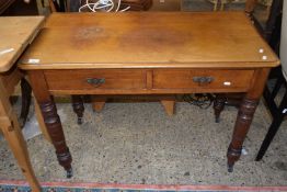 LATE VICTORIAN MAHOGANY TWO DRAWER SIDE TABLE ON TURNED LEGS, 99CM WIDE