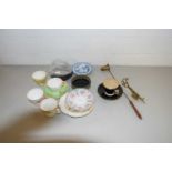 MIXED LOT: VARIOUS ASSORTED TEA WARES AND OTHER ITEMS