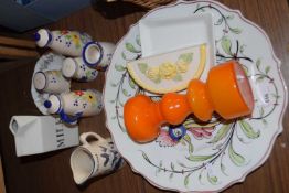 Mixed Lot: Various assorted ceramics and glass wares to include cruet set, serving plate decorated