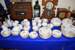 Very large quantity of Royal Crown Derby Derby Posies tea and dinner wares