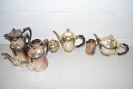 Mixed Lot: Various silver plated tea wares