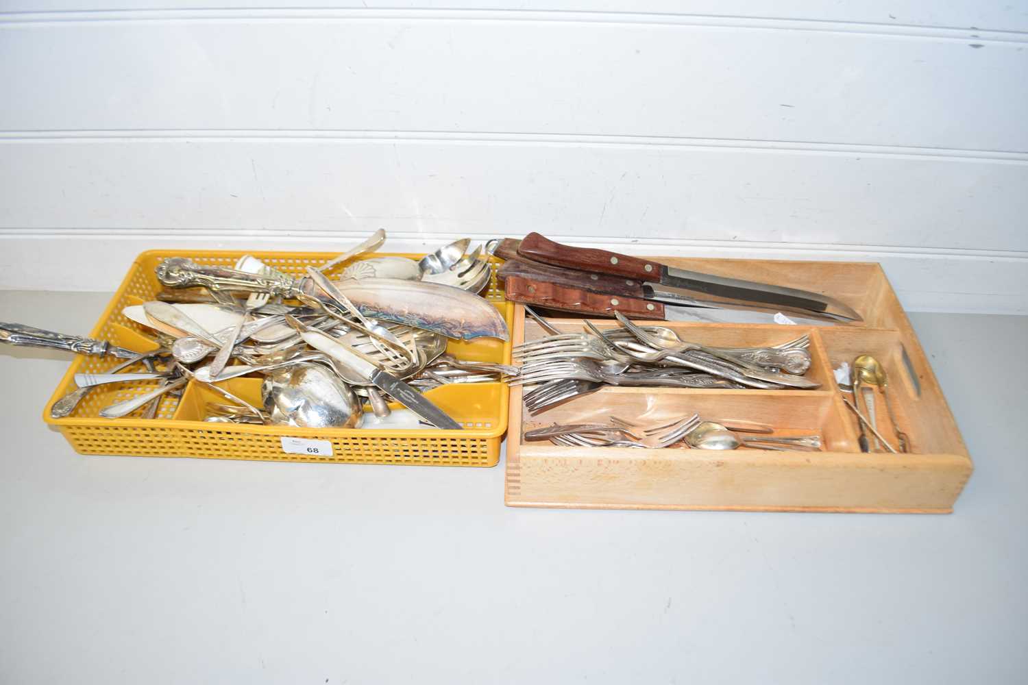 Mixed Lot: Two trays of various silver plated cutlery