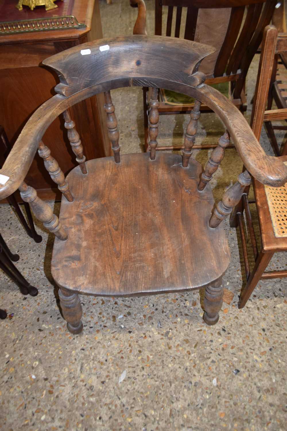 Late 19th Century elm seated bow back chair