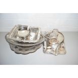 Mixed Lot: Various assorted silver plated serving dishes, cruet and other items