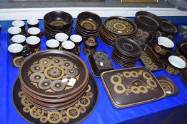 A good quantity of Denby Arabesque tea, dinner and table wares