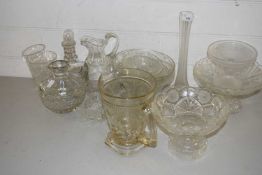 Mixed Lot: Various glass dishes, vases etc