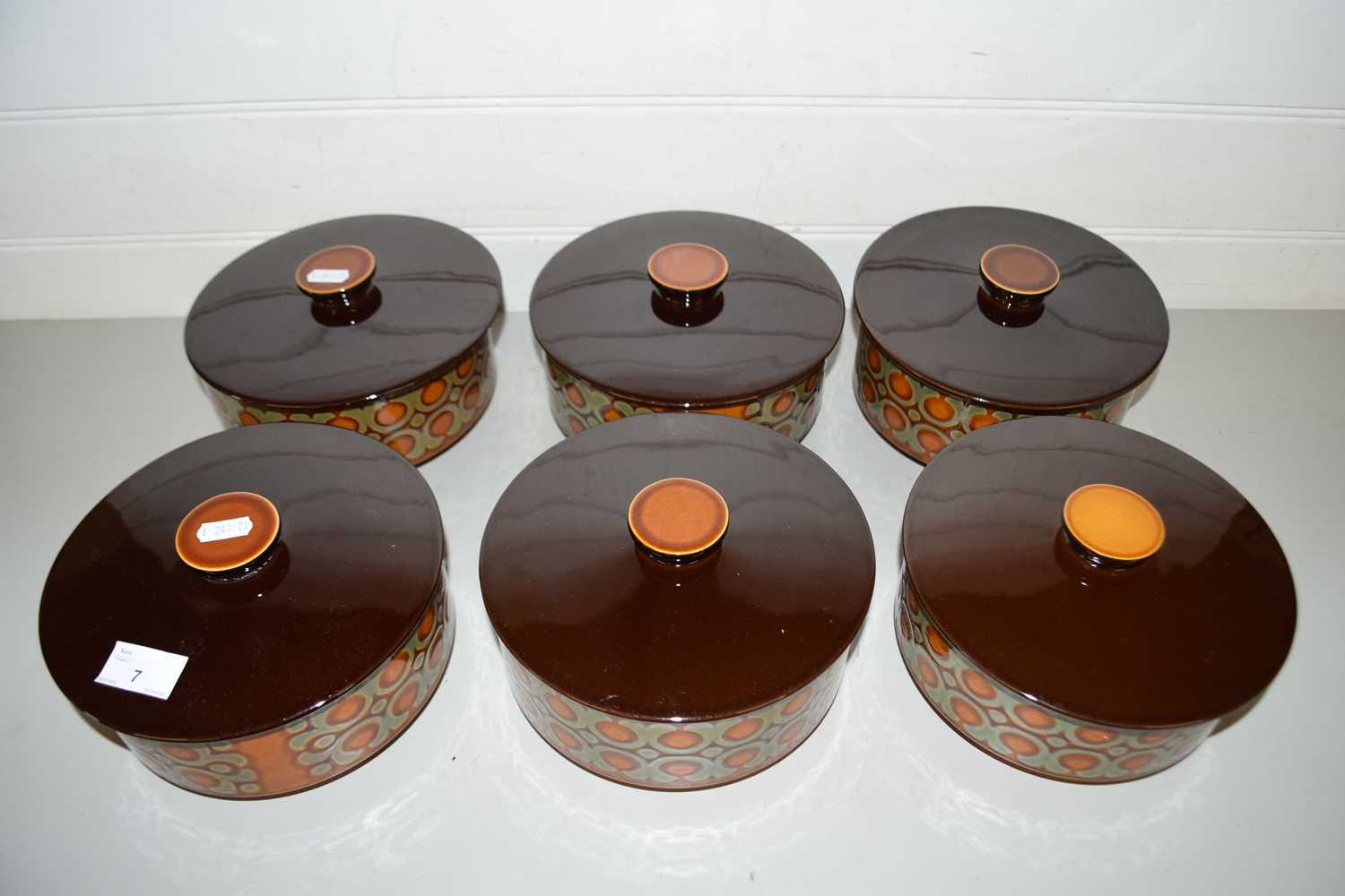 Six Hornsea Bronte pattern vegetable dishes