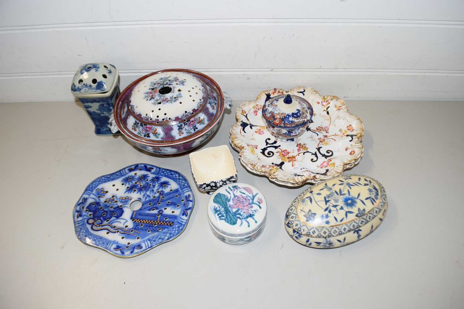 Mixed Lot: Assorted items to include a Victorian soap dish, floral plates etc