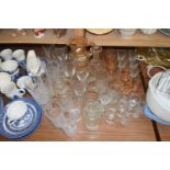 Mixed Lot: Various assorted drinking glasses, decanter etc