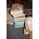 Large Mixed Lot: Childrens annuals and others