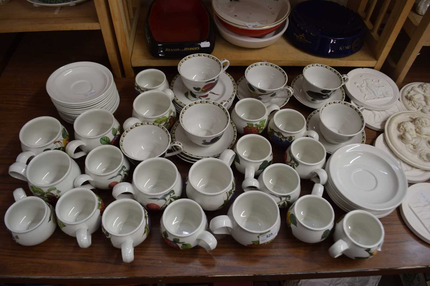 Mixed Lot of Portmeirion Pomona and Royal Horticultural Society Hookers fruit pattern tea wares