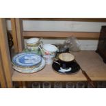 Mixed Lot: Various assorted tea wares, pin dishes etc