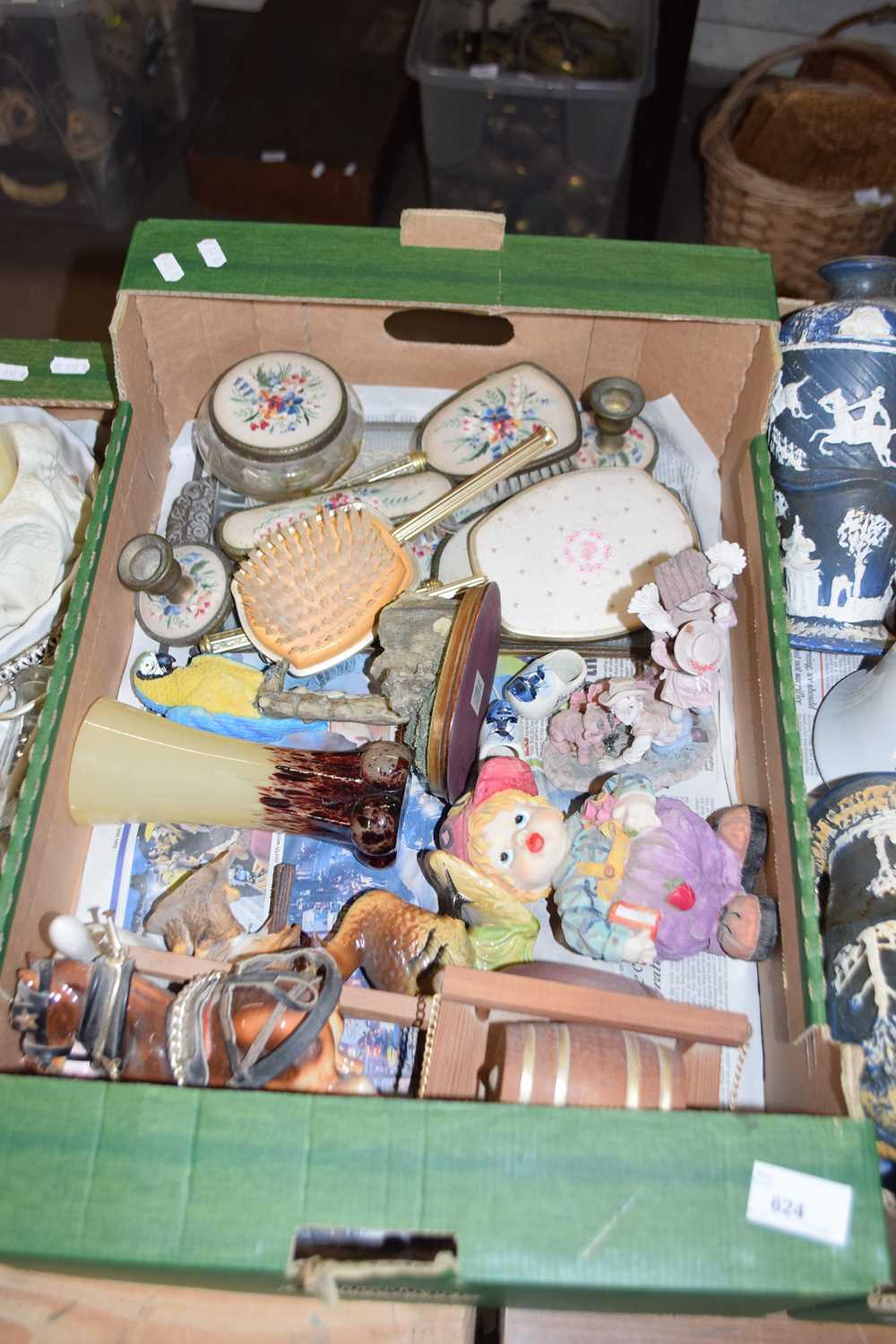 One box of mixed items to include a dressing table set, a model dray horse and cart
