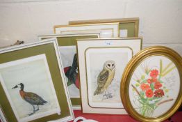 Mixed Lot: Assorted pictures, flowers and bird themes