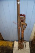 Mixed lot of garden tools, forks, spade and hoe
