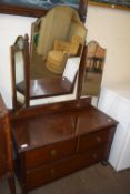 Early 20th Century oak dressing chest with triple mirrored back