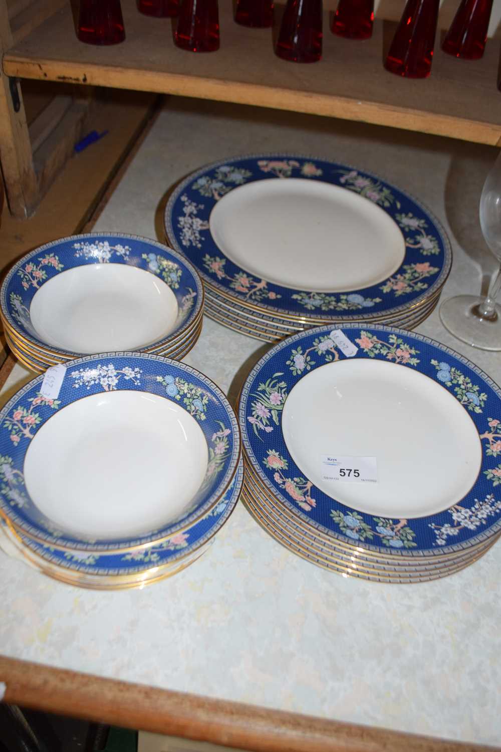 Quantity of Wedgwood Blue Siam table wares
