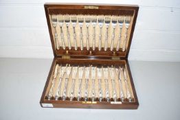 Walker & Hall cased set of twelve knives and forks