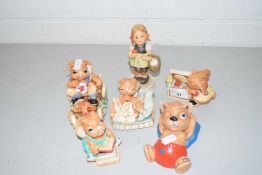 Mixed lot comprising a Goebel model of a girl with basket together with four Pendelfin models of