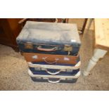 Mixed Lot: Four various assorted vintage suitcases