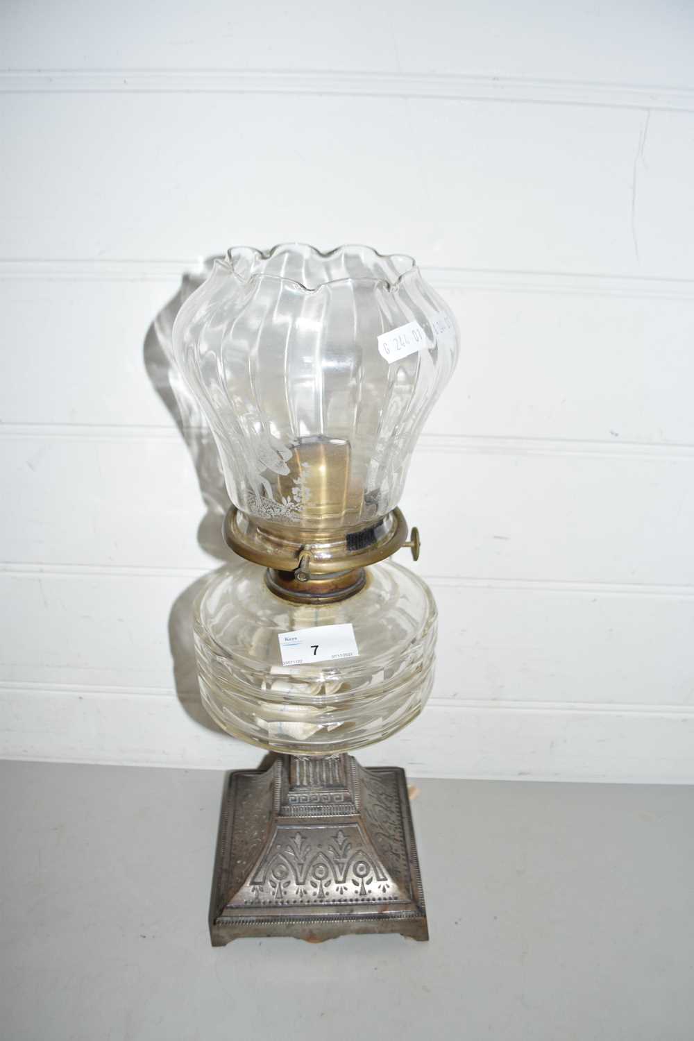 Metal based oil lamp