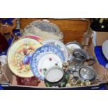 Box of mixed items to include decorated plates and oak serving tray, pewter tankards etc