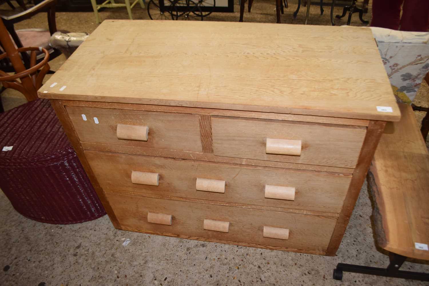Cedar wood chest with two short and two long drawers