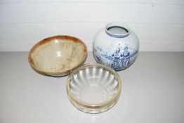 Mixed Lot: Modern delft vase and two further bowls