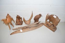 Mixed Lot: Various assorted wooden animals