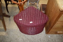 Corner wicker linen basket