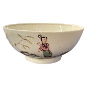 Lowestoft porcelain bowl with polychrome decoration of Chinese figure and a boat (wear and chips