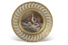 WorcesterBarr Flight and Barr plate decorated with seashells within a gilt leaf border, the