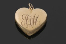 14k stamped heart padlock, one side engraved with initials, hinge opening to a twin glazed interior,