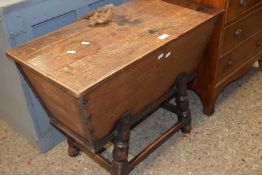 Small 19th Century oak dough bin on turned legs, 74cm wide