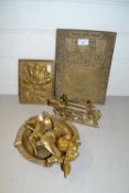 Mixed Lot: Various assorted brass ornaments, wall plaques etc